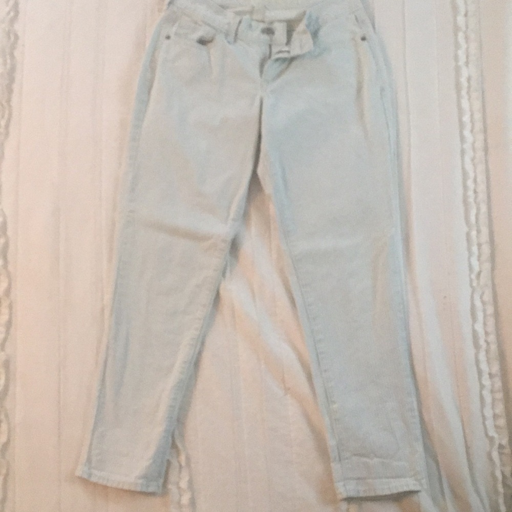 Old navy boyfriend jeans size 0.